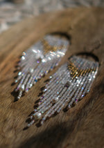 Load image into Gallery viewer, Opal &amp; Pearl Fringe
