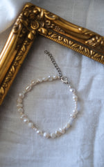 Load image into Gallery viewer, Freshwater Pearl Bracelet
