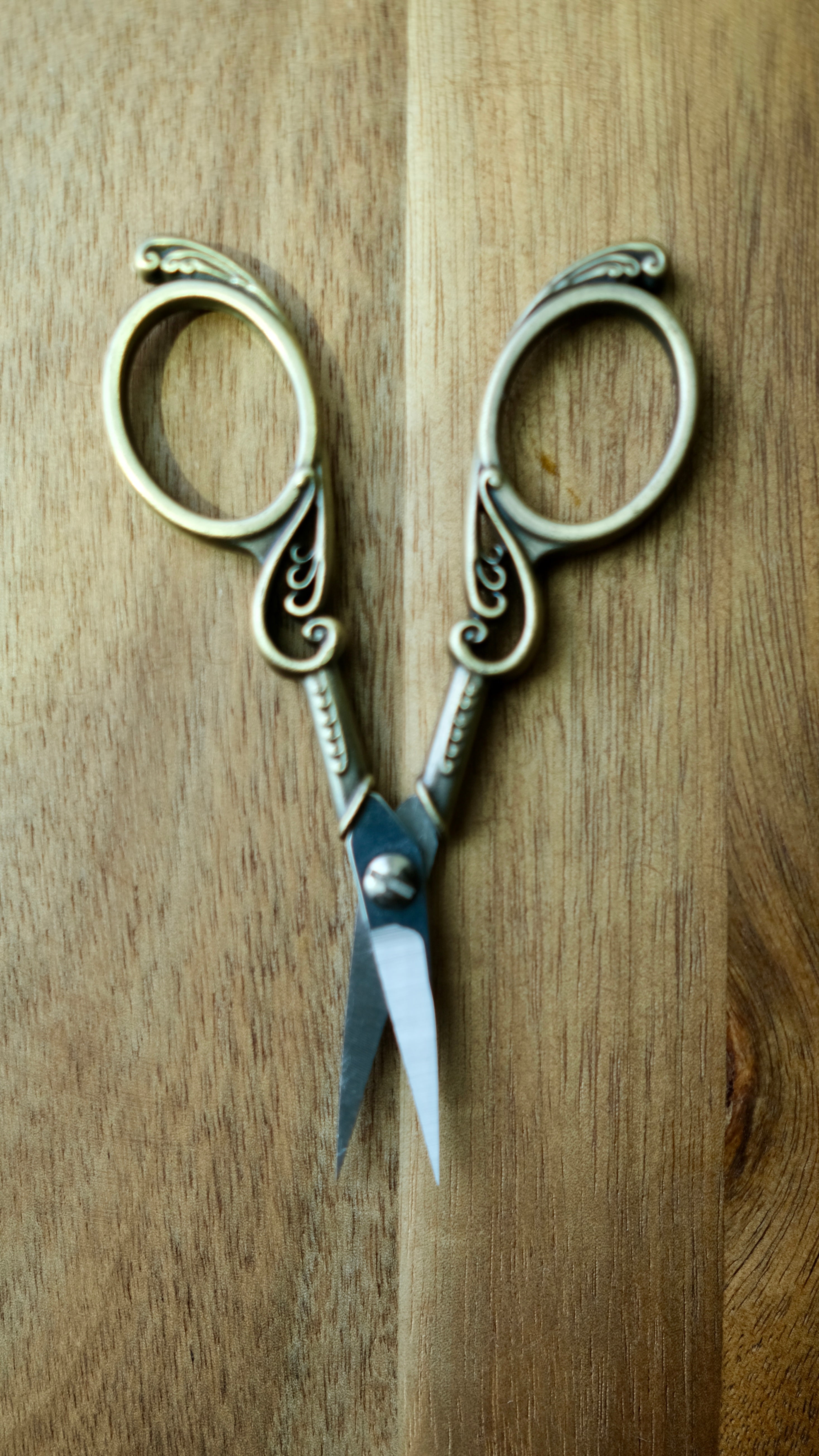 Butterfly Bronze Embroidery Scissors