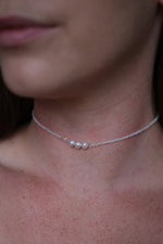 Load image into Gallery viewer, Tripple Pearl &amp; Crystal Choker
