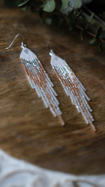 Load image into Gallery viewer, Salmon &amp; Opal Fringe
